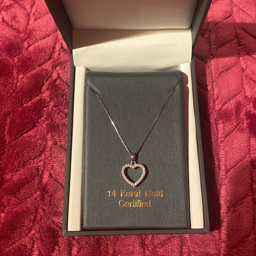 Certified 14K White Gold Diamond Heart